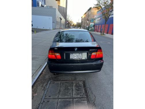 2004 BMW 325 xi