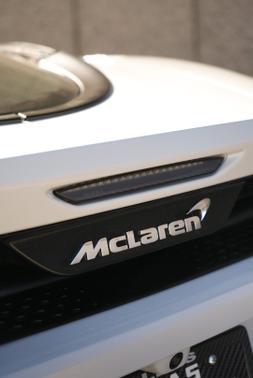 2023 McLaren GT Base