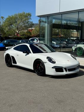 2015 Porsche 911 911 Carrera 4S