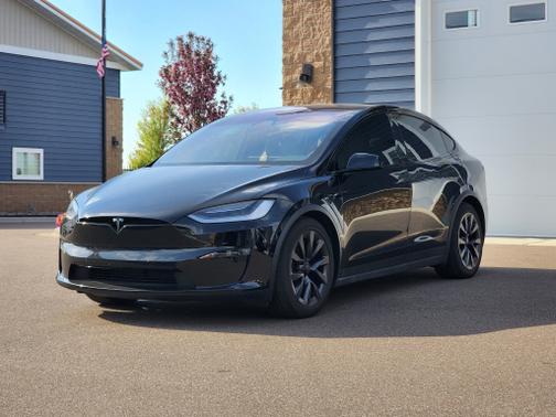 2022 Tesla Model X Plaid