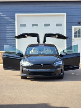 2022 Tesla Model X Plaid