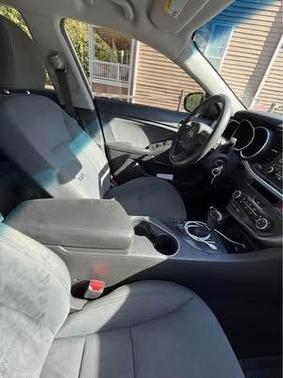 White 2015 Kia Optima LX