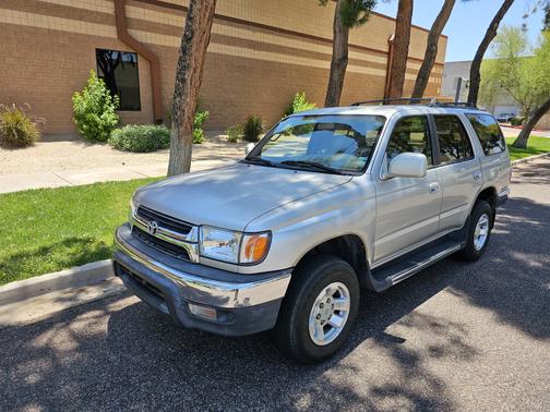 2002 Toyota 4Runner SR5