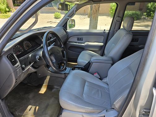 2002 Toyota 4Runner SR5