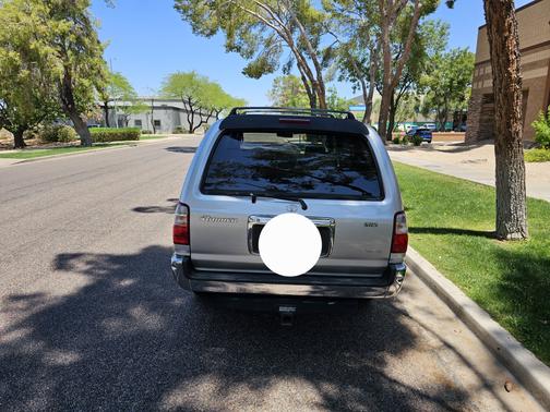 2002 Toyota 4Runner SR5