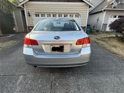 Silver 2013 Subaru Legacy 2.5i Limited