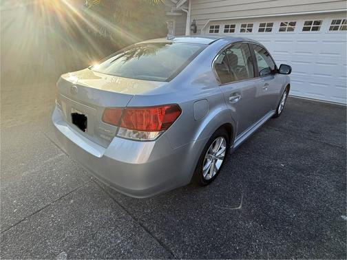 Silver 2013 Subaru Legacy 2.5i Limited