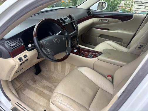 2009 Lexus LS 460 Base