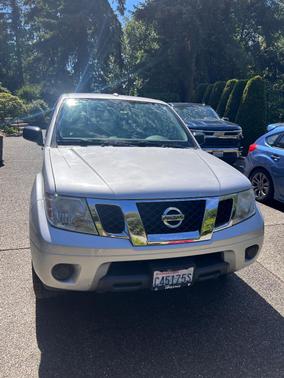Silver 2018 Nissan Frontier SV
