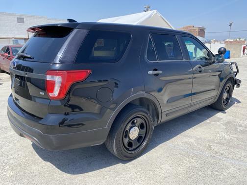 Black 2016 Ford Utility Police Interceptor Base