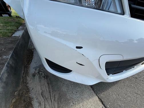 White 2013 Toyota Yaris LE