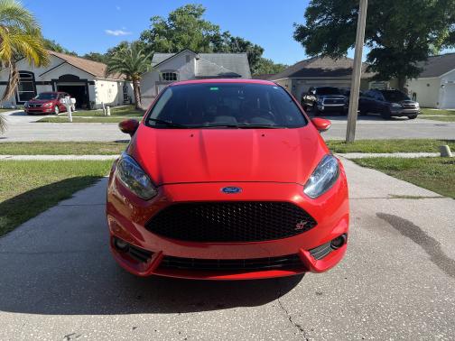 Photo 3 of 12 of 2014 Ford Fiesta ST