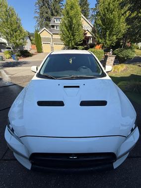 White 2014 Mitsubishi Lancer Evolution MR