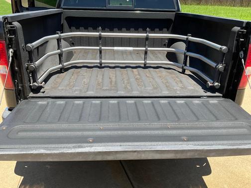 Black 2005 Ford F-150 Lariat SuperCrew