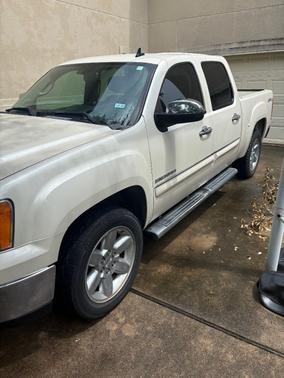 White 2012 GMC Sierra 1500 SLE