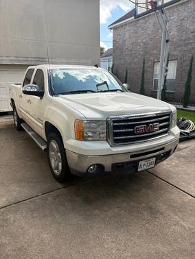 White 2012 GMC Sierra 1500 SLE