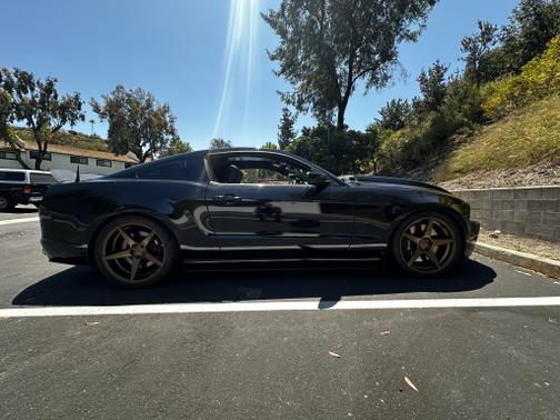 2013 Ford Mustang GT Premium