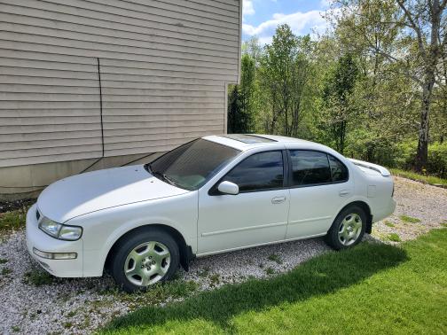 1996 Nissan Maxima SE