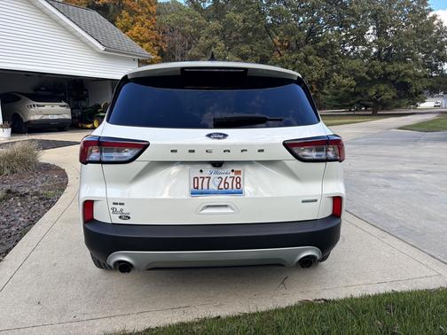 2020 Ford Escape SE