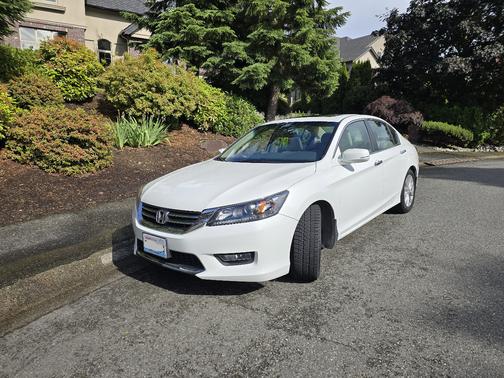 White 2014 Honda Accord EX-L