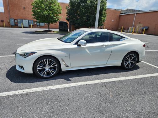 2017 INFINITI Q60 3.0T Premium