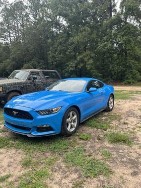 2017 Ford Mustang V6