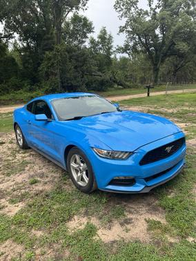 2017 Ford Mustang V6