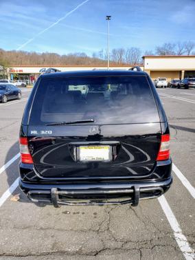 1999 Mercedes-Benz M-Class ML320
