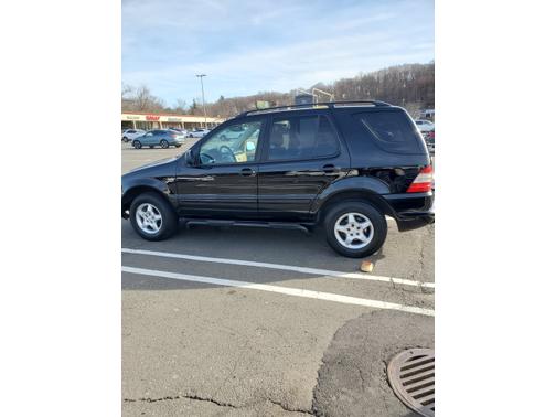1999 Mercedes-Benz M-Class ML320
