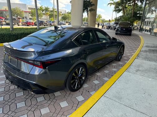 2021 Lexus IS 350 F Sport
