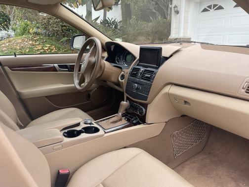 2008 Mercedes-Benz C-Class C 300 Luxury