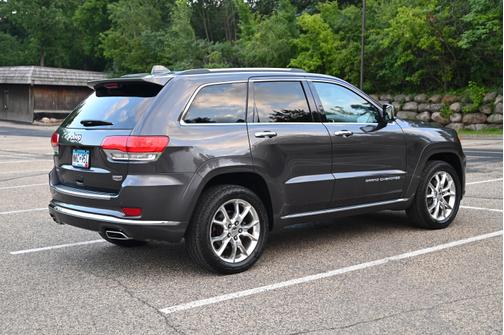 2015 Jeep Grand Cherokee Summit