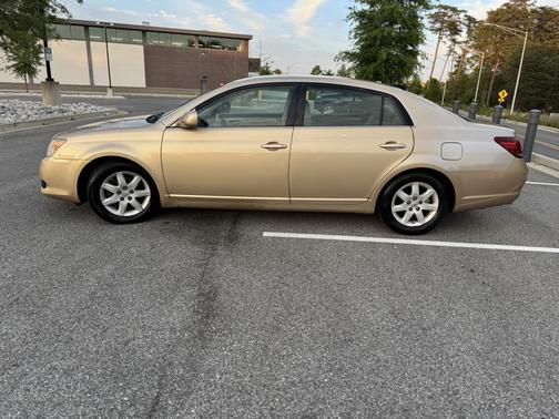 2009 Toyota Avalon XL