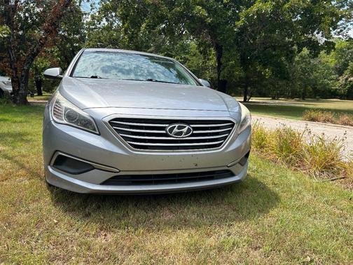 Silver 2016 Hyundai SONATA SE