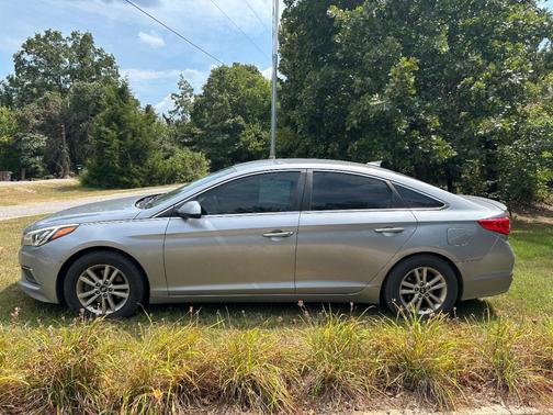 Silver 2016 Hyundai SONATA SE