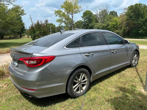 Silver 2016 Hyundai SONATA SE