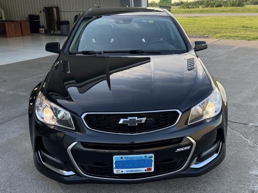 Black 2016 Chevrolet SS Base