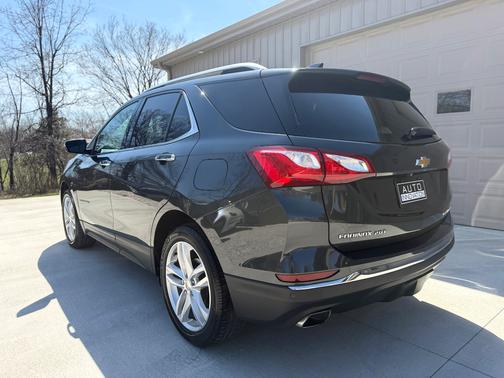 Gray 2020 Chevrolet Equinox Premier w/2LZ