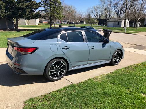 2024 Nissan Sentra SR