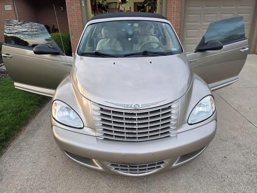 Gold 2005 Chrysler PT Cruiser GT