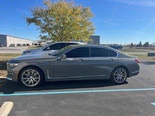 2021 BMW 740 i xDrive