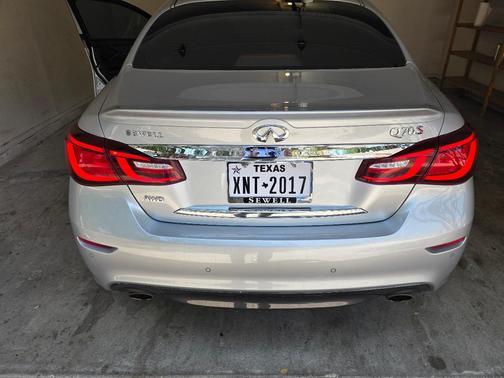Silver 2019 INFINITI Q70 3.7X LUXE