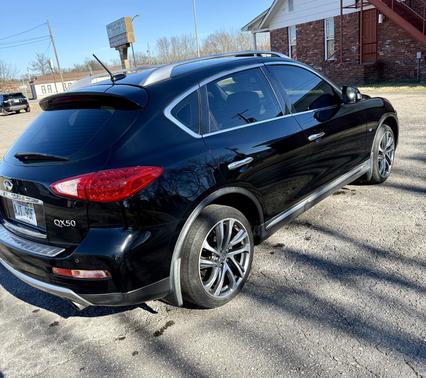 2017 INFINITI QX50 Base