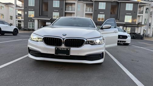 2019 BMW 530 i