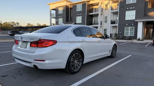 2019 BMW 530 i