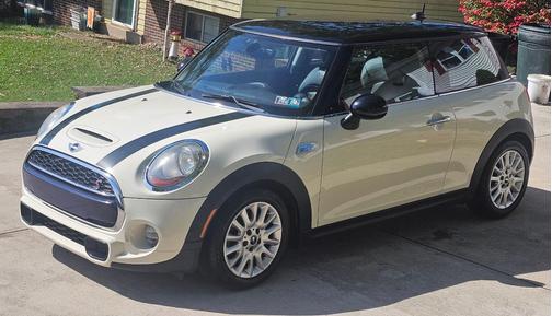 White 2015 MINI Hardtop Cooper S