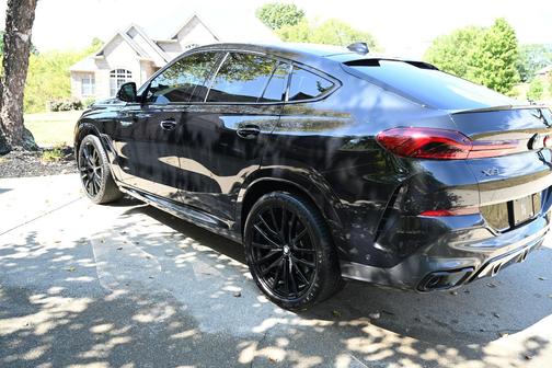 Black 2023 BMW X6 xDrive40i