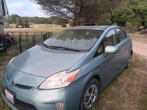 2012 Toyota Prius Two