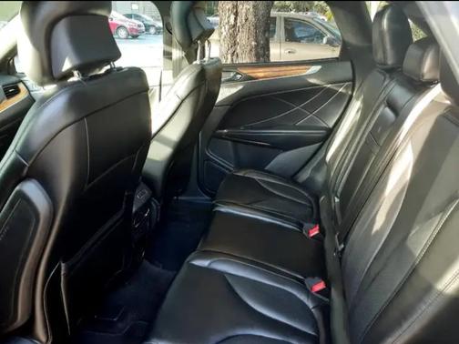 2015 Lincoln MKC Base