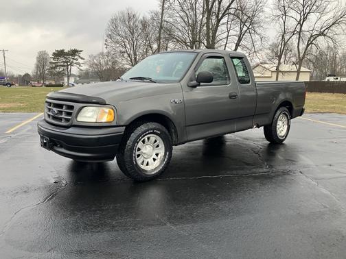 2003 Ford F-150 XL